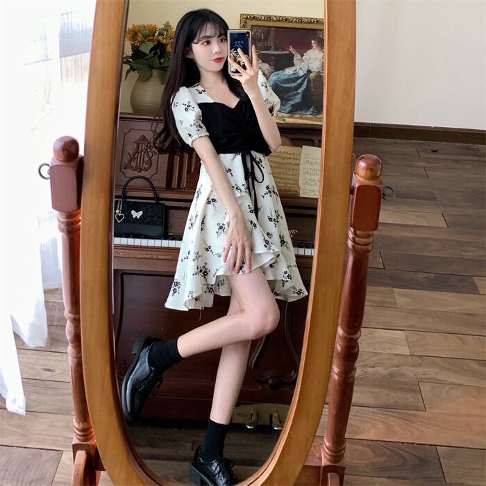 【新作】【送料無料】 初夏のヒヤシンスフレンチレトロファットスプライシング花柄スカート痩身ウエスト夏のスクエアネックドレス夏の女性のトレンド 0241745748325