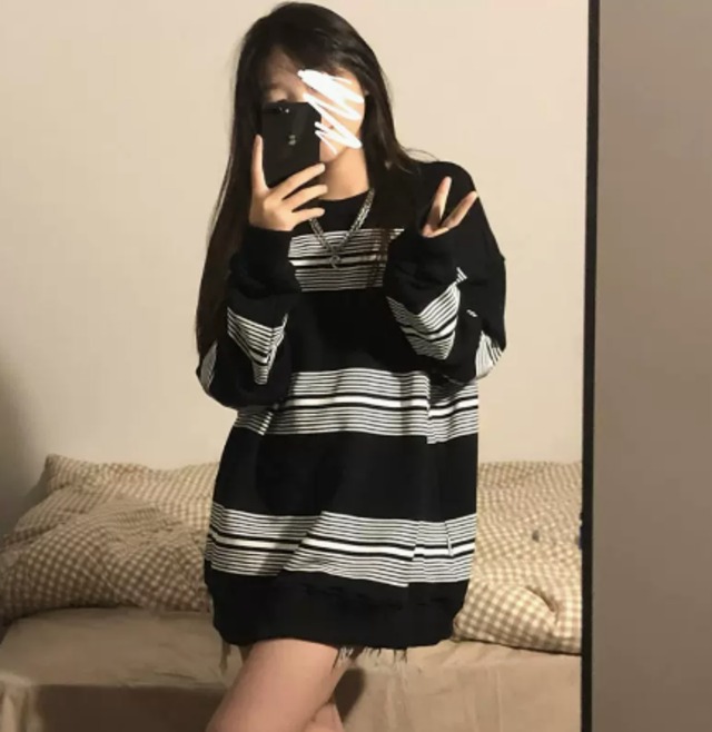 トップス カットソー レギュラー丈 長袖 レギュラー袖 ラウンドネック ポリエステル 薄手 コットン カジュアル お洒落 レトロ ラフ メンズライク ボーイッシュ ルーズ クール とろみ感 抜け感 柄 ストライプ 春 秋 誕生日 10代 20代 30代 女性用 ママ OL 学生 通学 デート 公園デビュー 女子会 休日 運動 ヨガ アウトドア イベント リゾート 旅行 高原 ガーデン ショッピング アメリカン 韓国系 オルチャン 楽ちん モテ ギフト インスタ映え M L XL 2XL ゆる 黒 緑