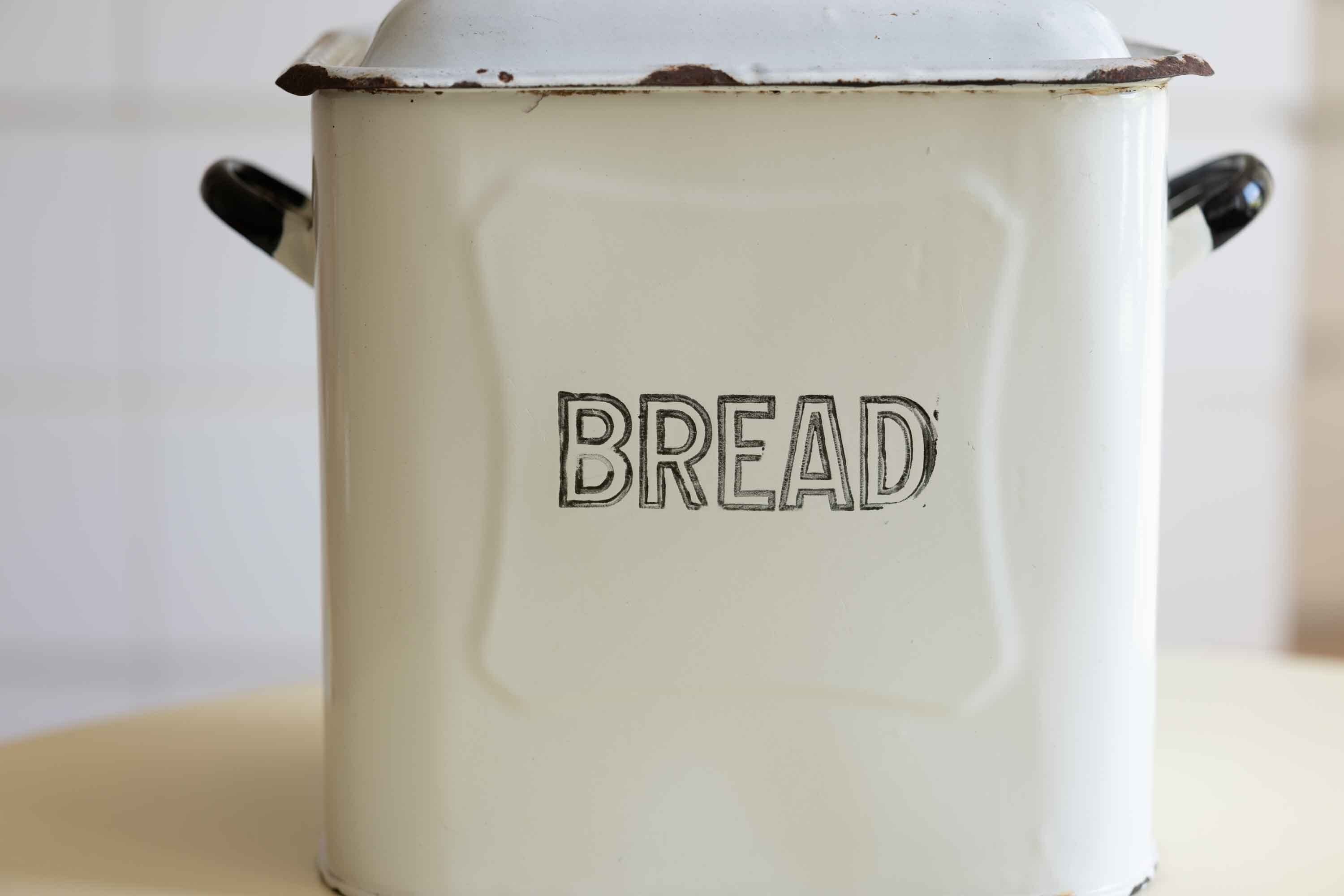 英国アンティーク ブレット缶 No.40 フタがオリジナルではありません