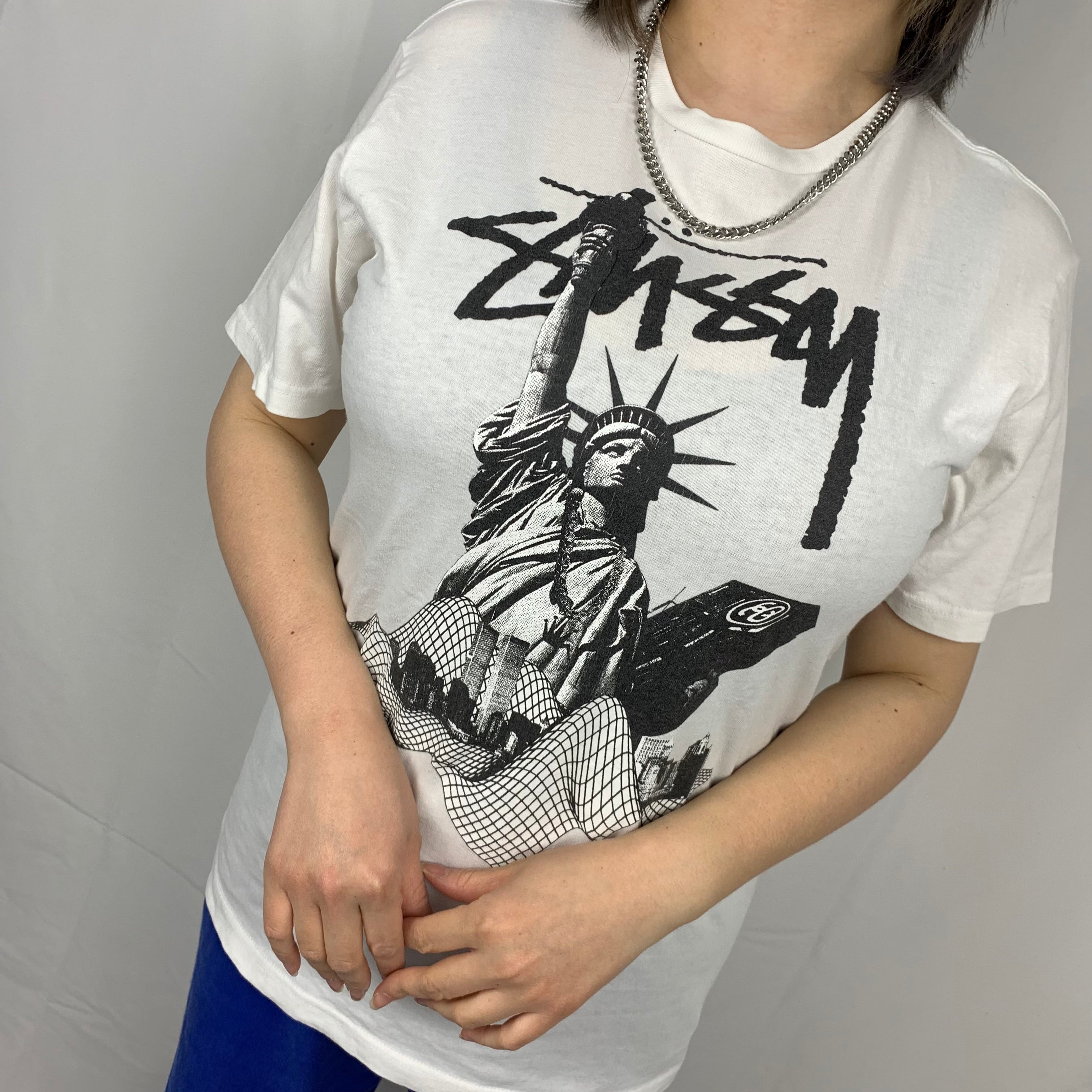 ステューシー】自由の女神プリントロゴTシャツ | 古着Monster.com