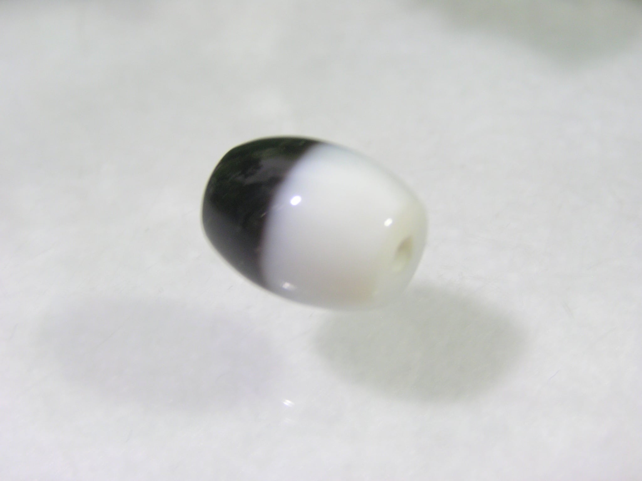 チベット天珠 ・黒白天珠（くろしろてんじゅ）運気好転 瑪瑙 魔除け