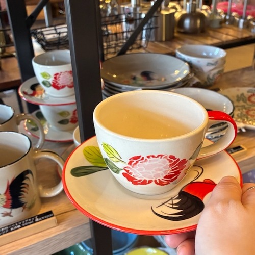Thailand Hand painted ceramic small dish Rooster　タイ　セラミック手彩色カップ＆ソーサー　ニワトリ　140ml　紅茶　珈琲　コーヒー　アジア雑貨