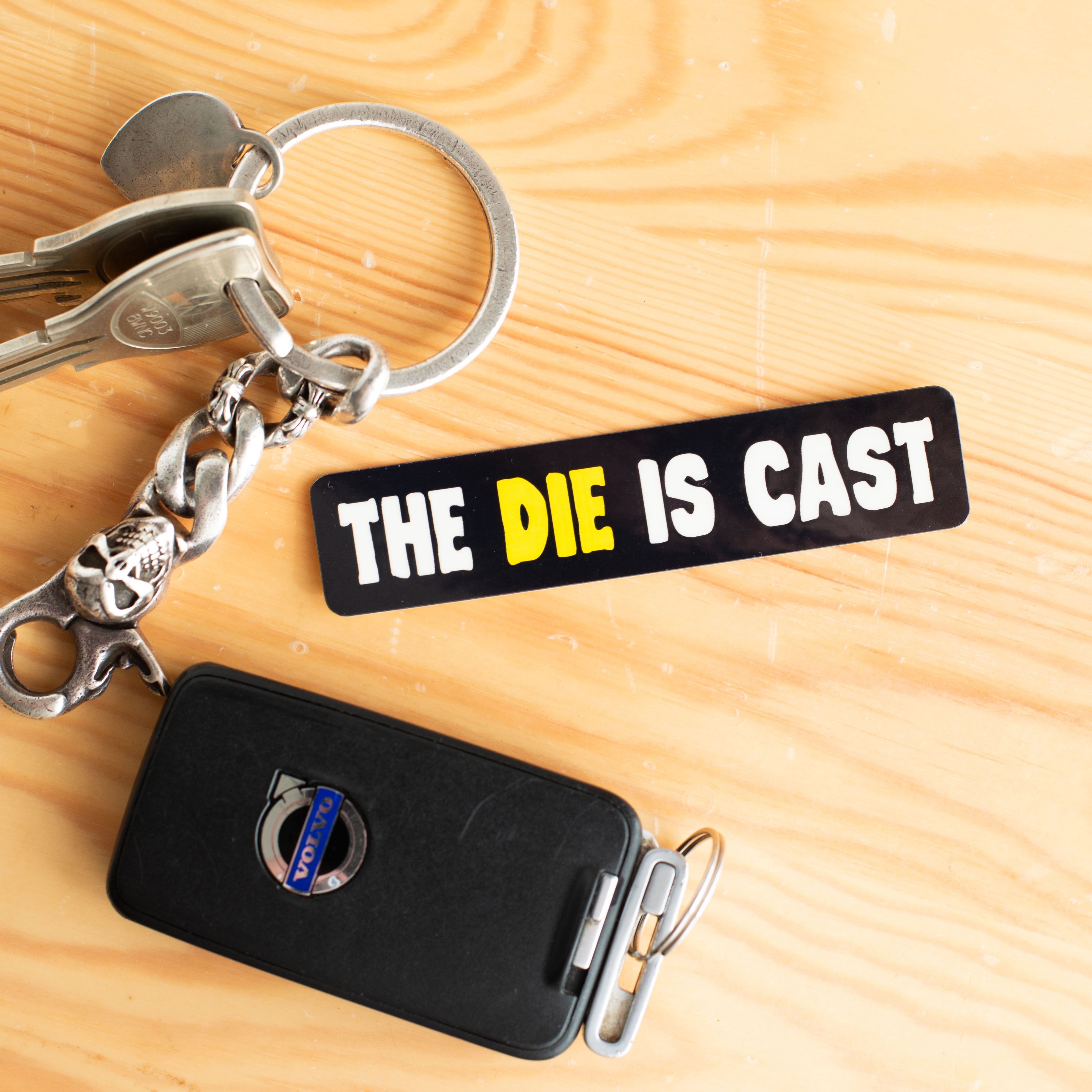 名言ステッカー バイク ヘルメット ガジェット スマホ「賽は投げられた