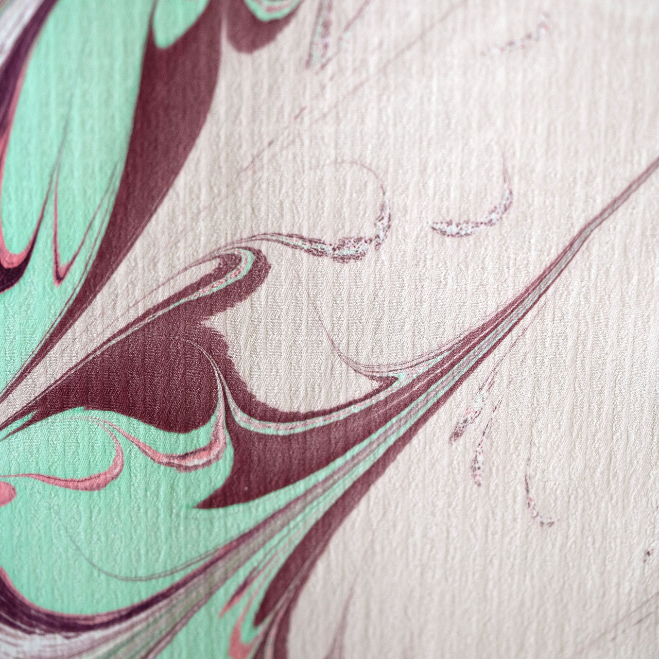 「夢喰鳥（ゆめくいどり）」蝶柄〜洗えるきもの（シルジェリー格子柄）〜