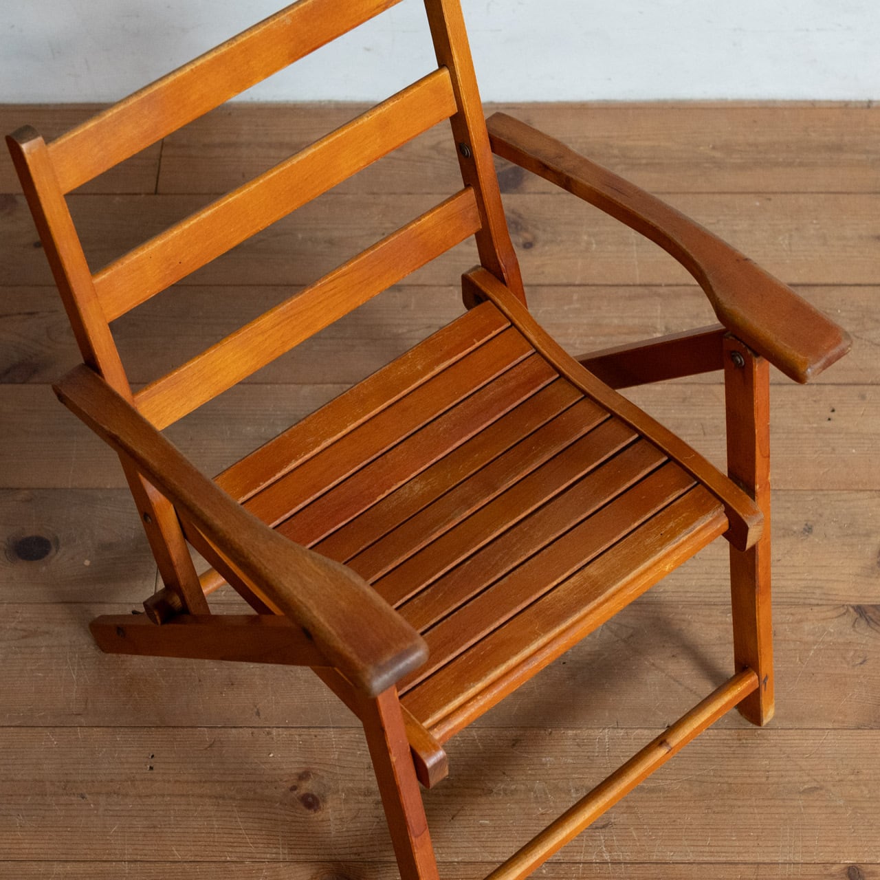 Folding Arm Kids Chair / フォールディングアームキッズチェア 〈椅子