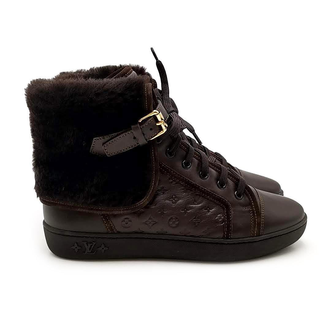 ルイヴィトンスニーカームートンスエードショートブーツハイカット