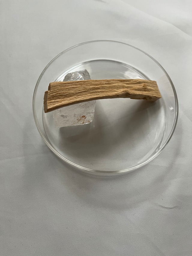 アップサイクルポーチ パロサント 原石セット　upcycle pouch palosanto raw crystal stone