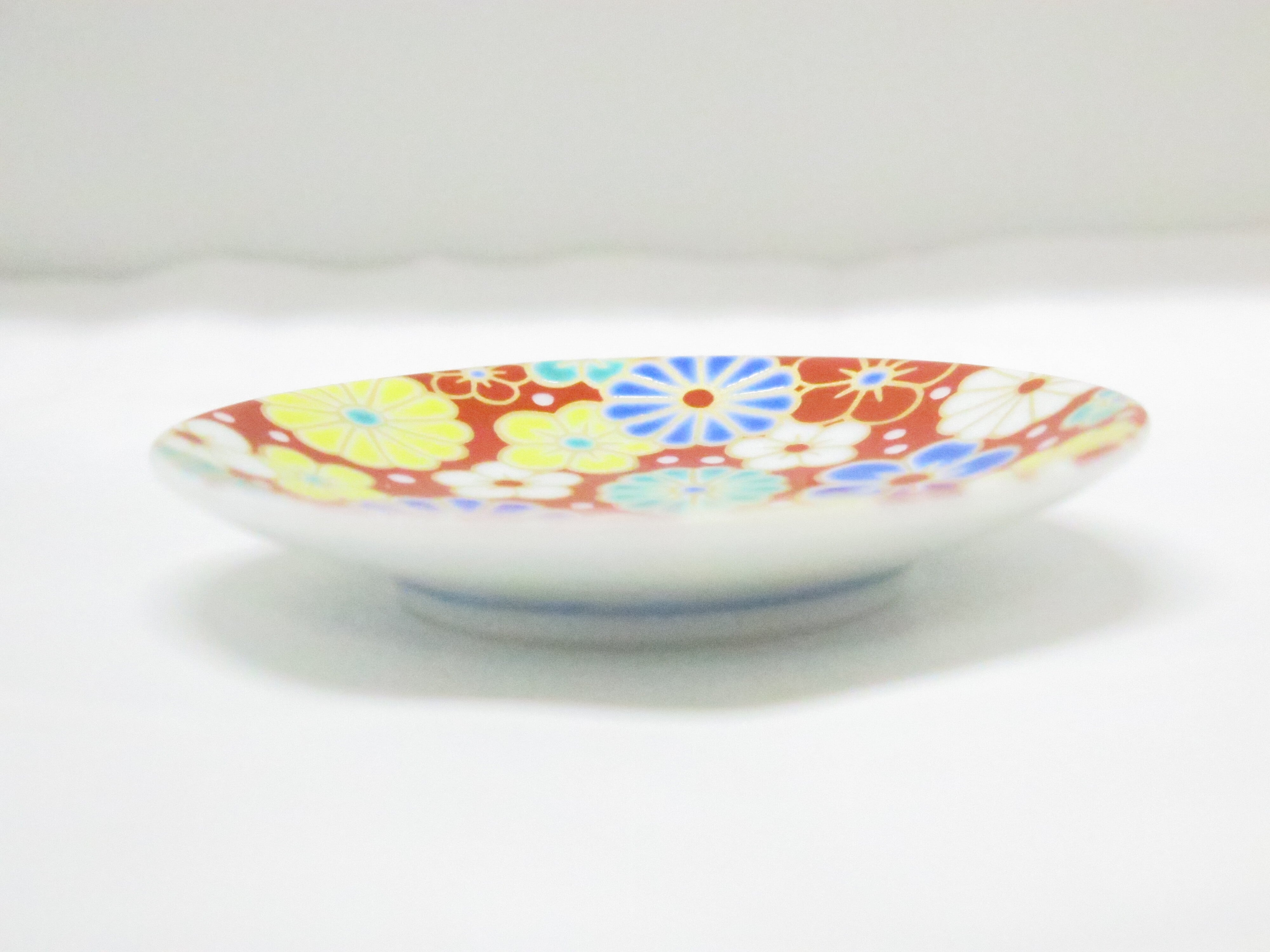 新品　九谷焼　縁起豆皿　梅 縁起豆皿（9.5cm） 梅菊模様／青郊窯