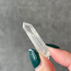 ブラジル　ミナスジェライス州産♦︎ファントムポイント|天然石　パワーストーン　鉱物　gem stone