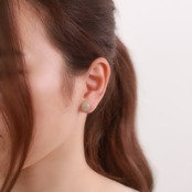 K10YG 耳元からちらっと覗く翡翠ピアス コインモチーフにダイヤモンドがキラリ！coin diamond A貨翡翠 jd_mm1120