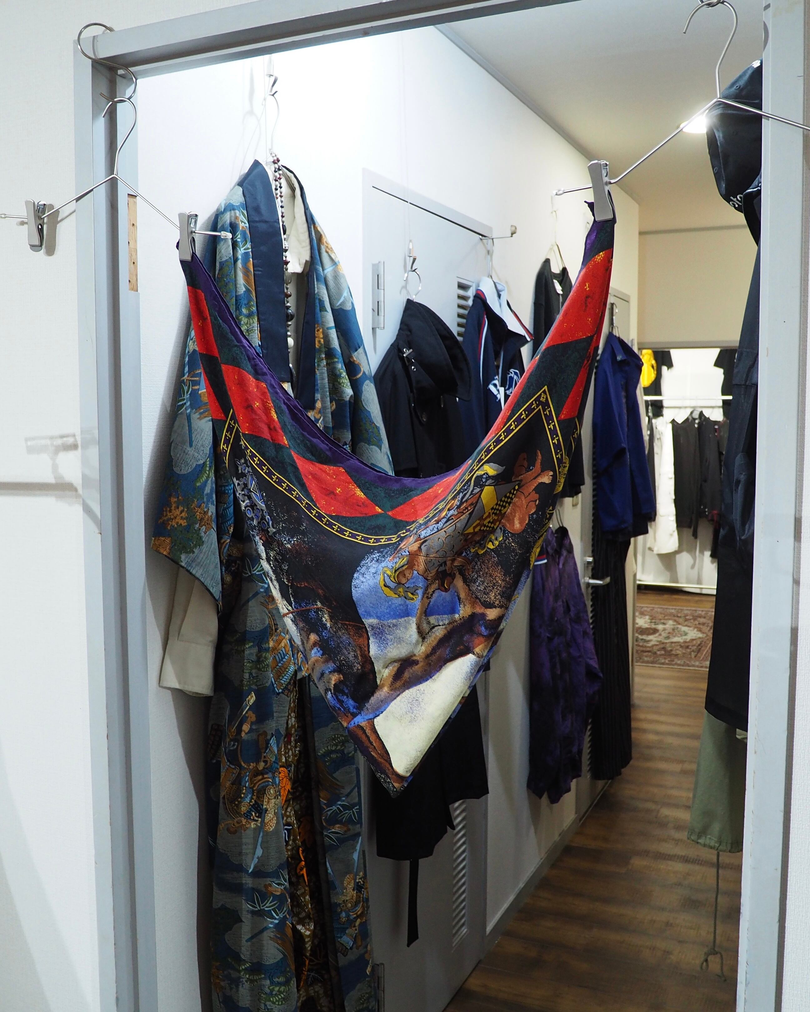 l1 超美品　ジャンポールゴルティエ　スカーフ　シルク100 JEAN PAUL GAULTIER - Special 