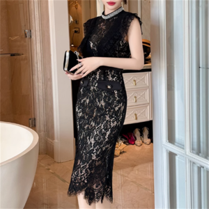 【送料無料】 ドレス ロングドレス ネックレス風 ワンピース 衣装 パーティドレス ペンシルスカート ロング ミモレ ノースリーブ　 クルーネック Iライン レース キラキラ ビジュー装飾 厚手生地 エレガント 可愛い 大人可愛い きれいめ シンプル カジュアル シック コンサバ 華やか 大人 上品 おしゃれ お洒落 主役級 こなれ感 高見え 高級感 花柄 春 夏 20代 30代 40代 レディース 女性 デート お茶会 授業参観 結婚式 二次会 パーティ 演奏会 ファッション インスタ映え 大きめ