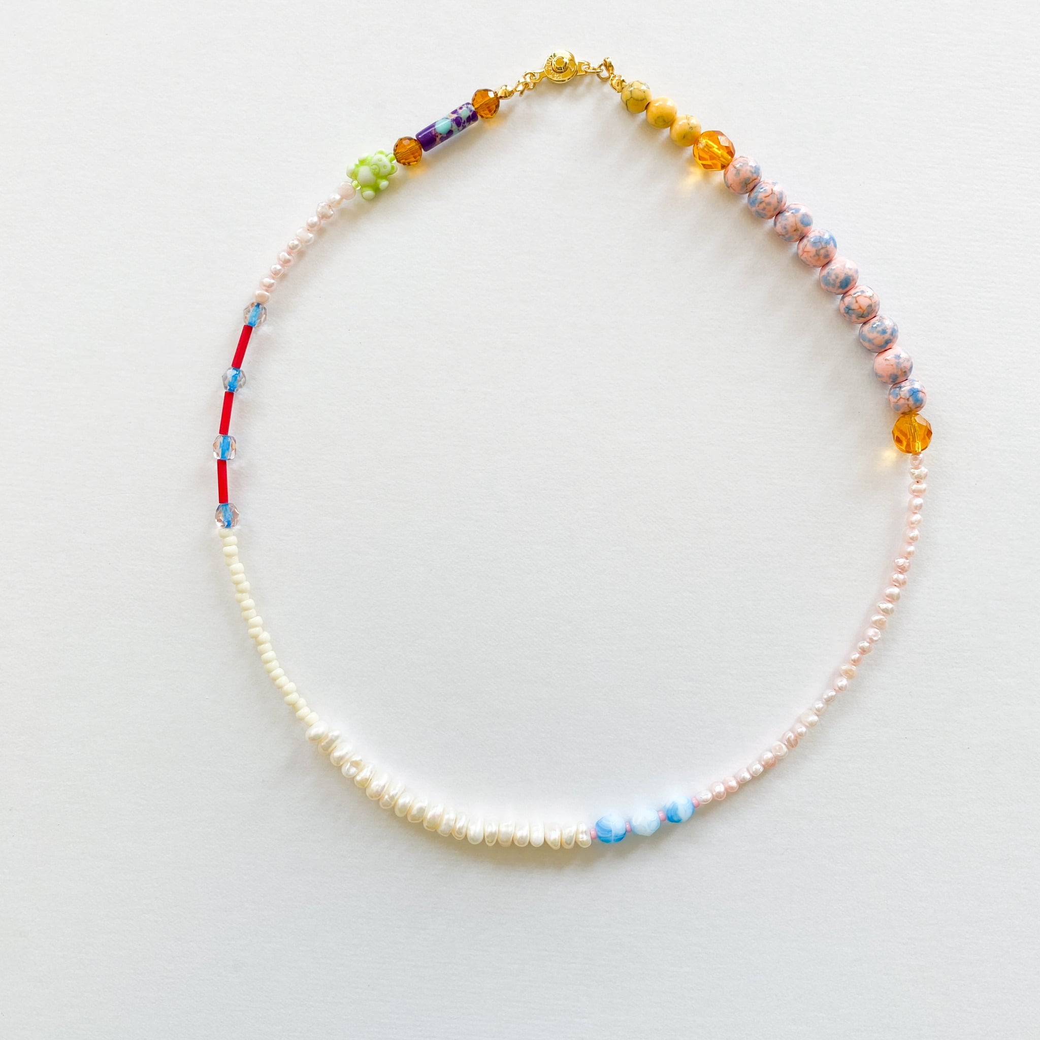 淡水パールとビーズのネックレス