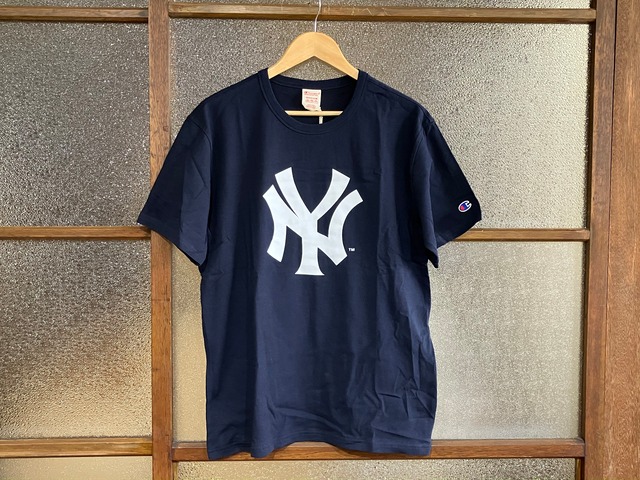 CHAMPION REVERSE WEAVE NEW YORK YANKEES TEE (NAVY)