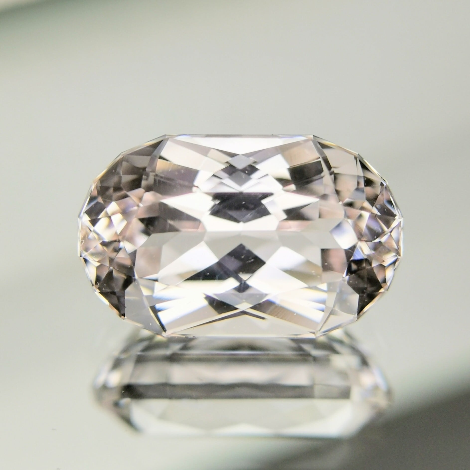 ☆最高品質5A☆ キュービックジルコニア 8 mm 3.4 Ctカラット | PAY ID