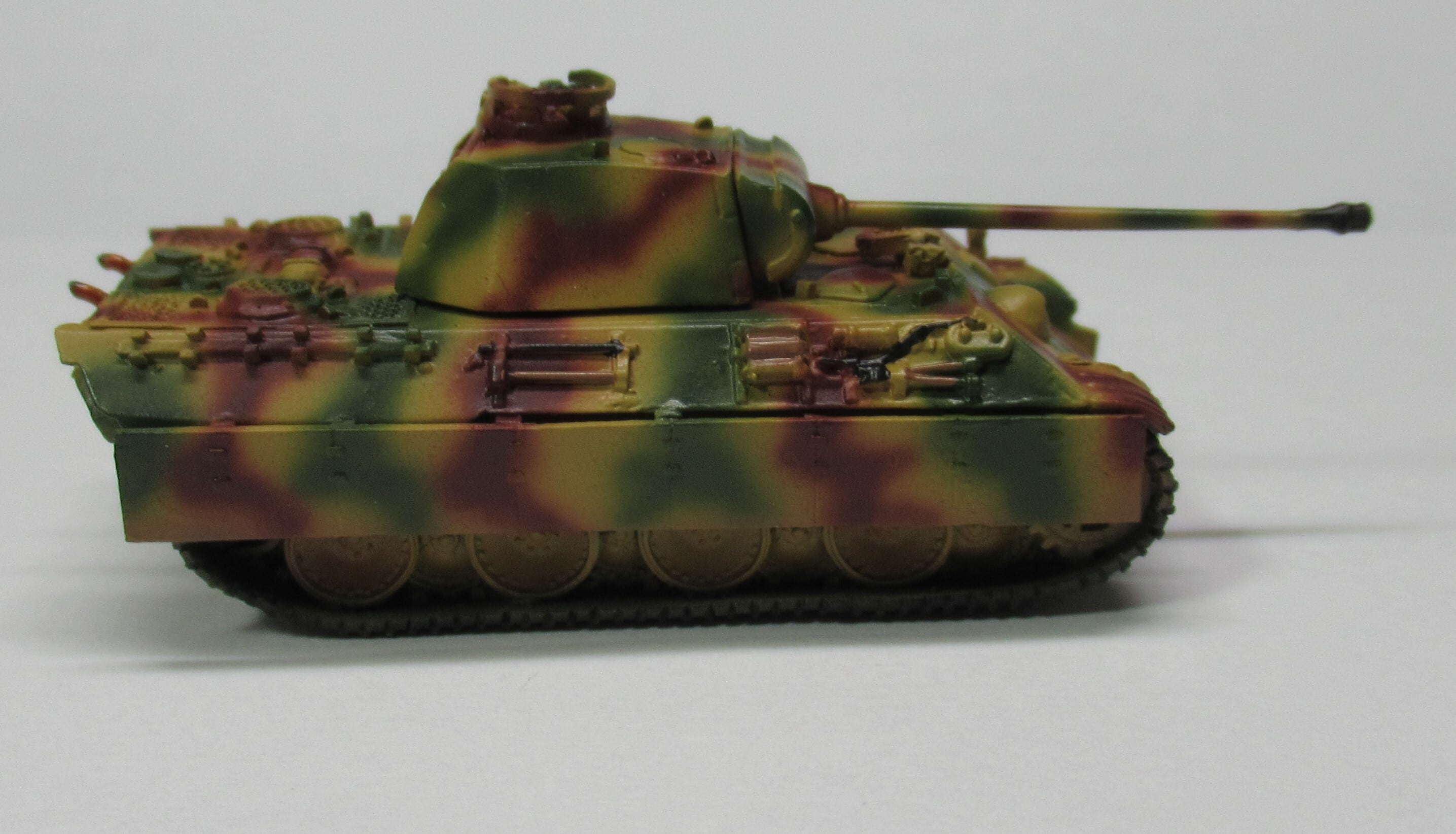 1/72 ドイツ軍 E-100 88mm高射砲搭載型 塗装済完成品 カスタム塗装