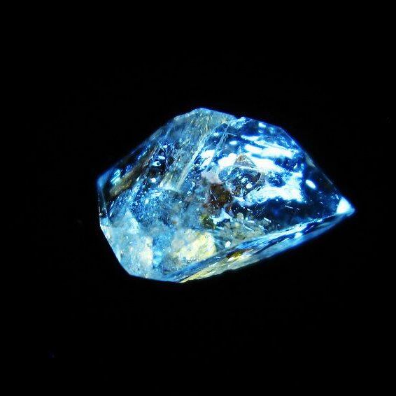 オイルインクォーツ 原石 石油入り 水晶 171-5160