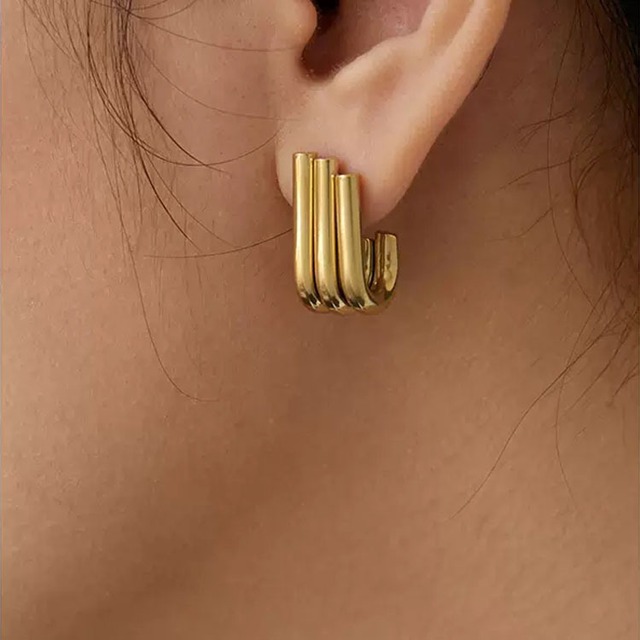 【2024新作】耳輪・イヤリング・レディース アクセサリー  ・高級感・ 耳飾り