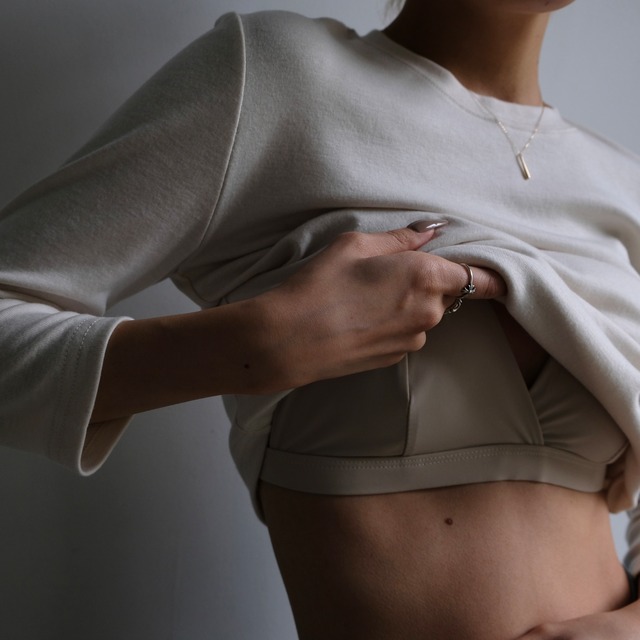 BASIC STRETCH TOPS / WHT