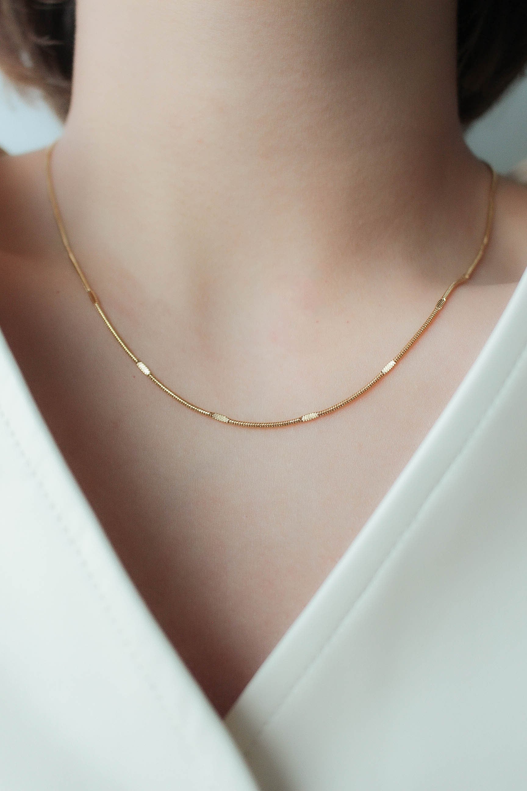 1mm Snake Crush Necklace | 金属アレルギー対応のアクセサリー ebine