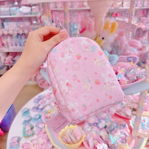 【R51】66-5ぬいぐるみポーチ(Dカン付き)