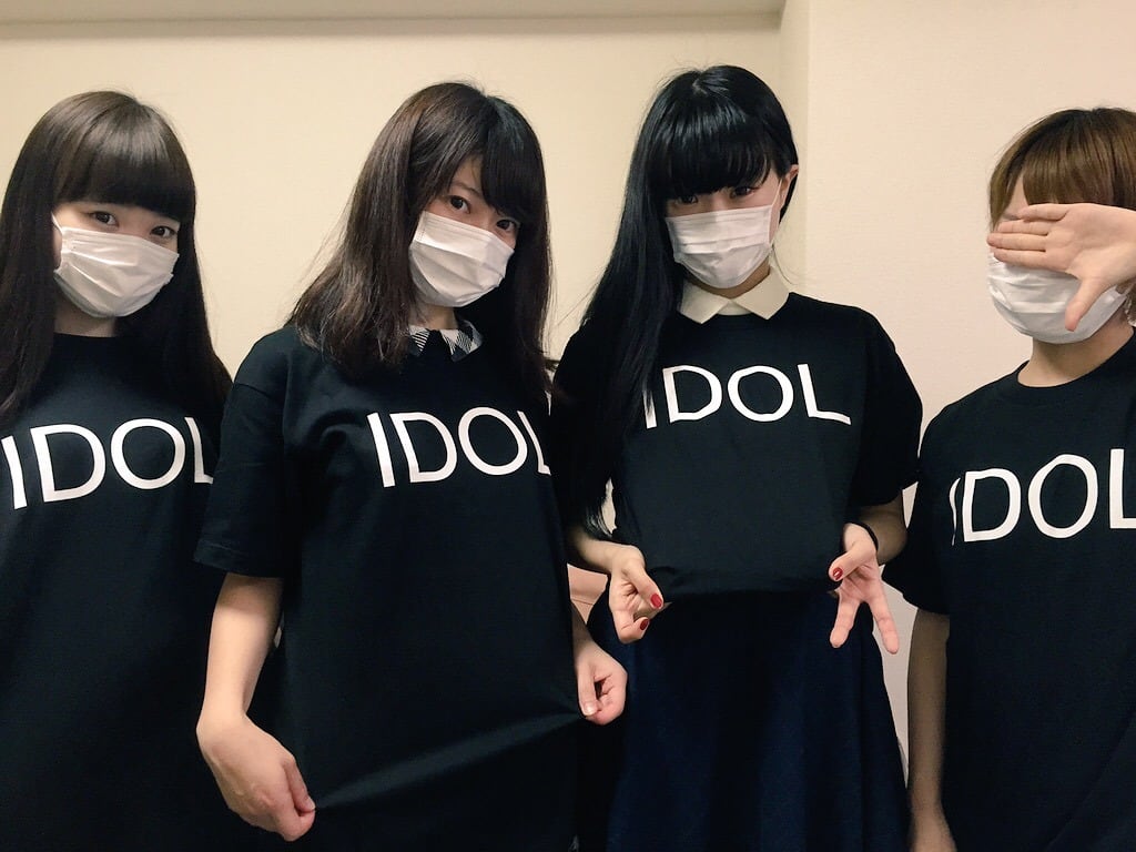 IDOL Tシャツ | BiSH official site powered by BASE