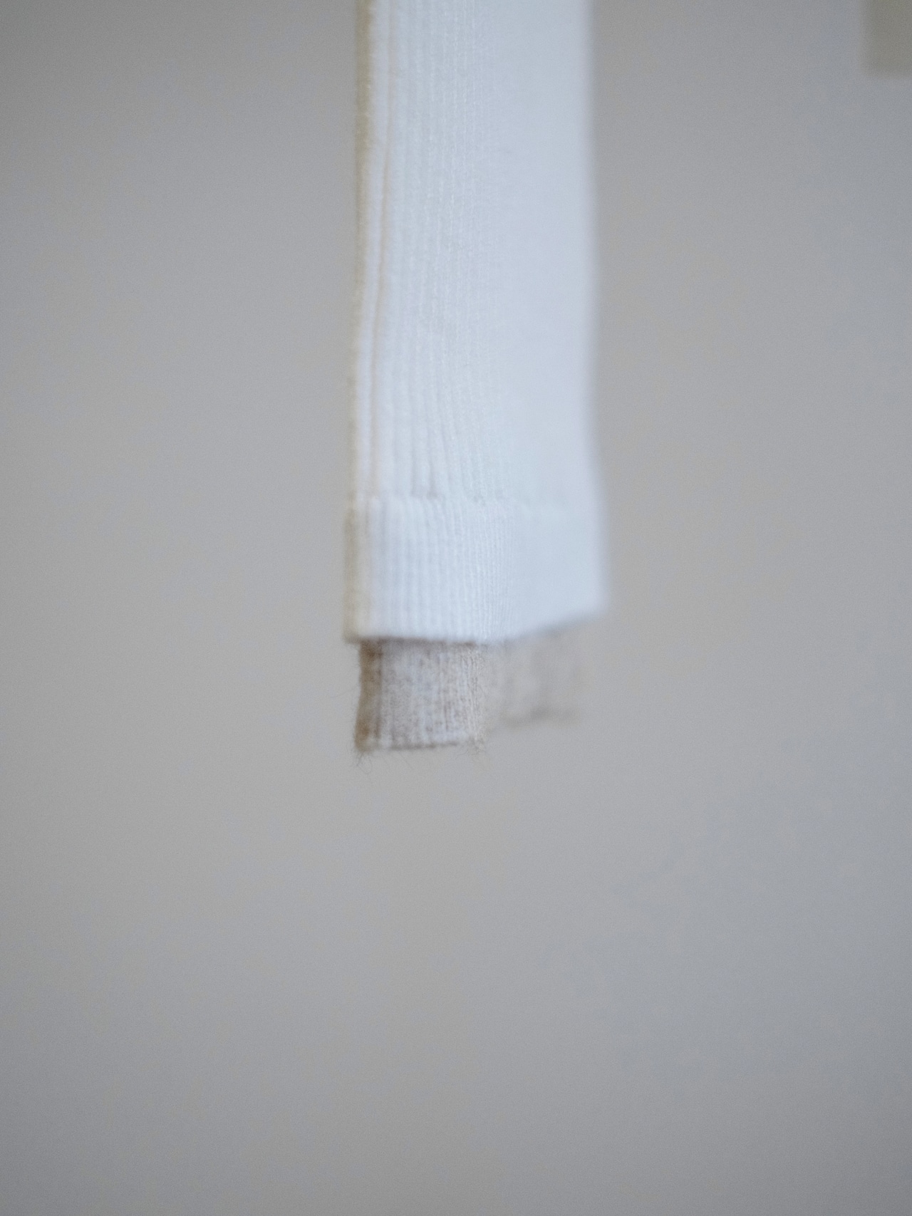 Bicolor Layered Off-Shoulder Knit / IVORY - 5