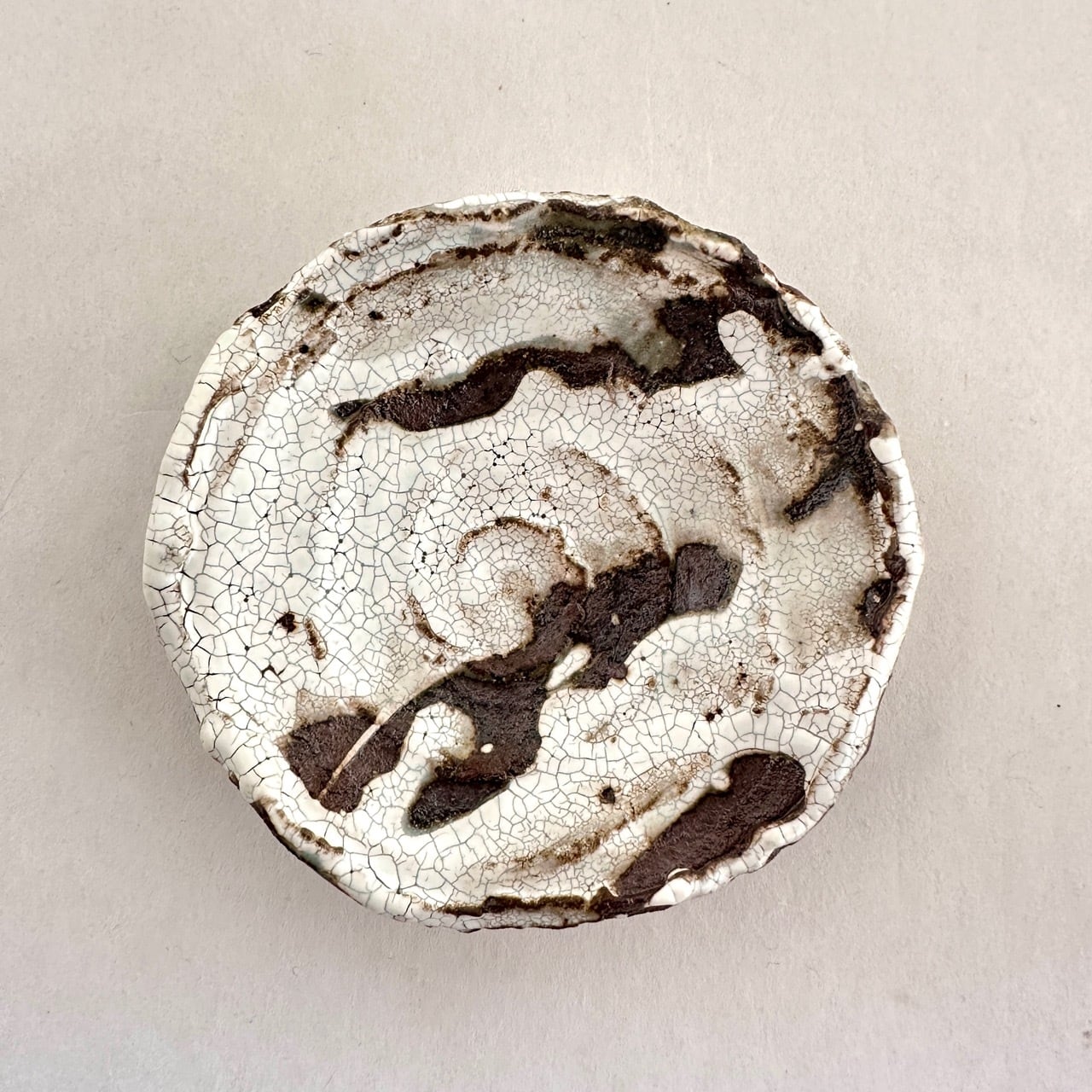 粉引渇水三足小皿【榛澤宏】