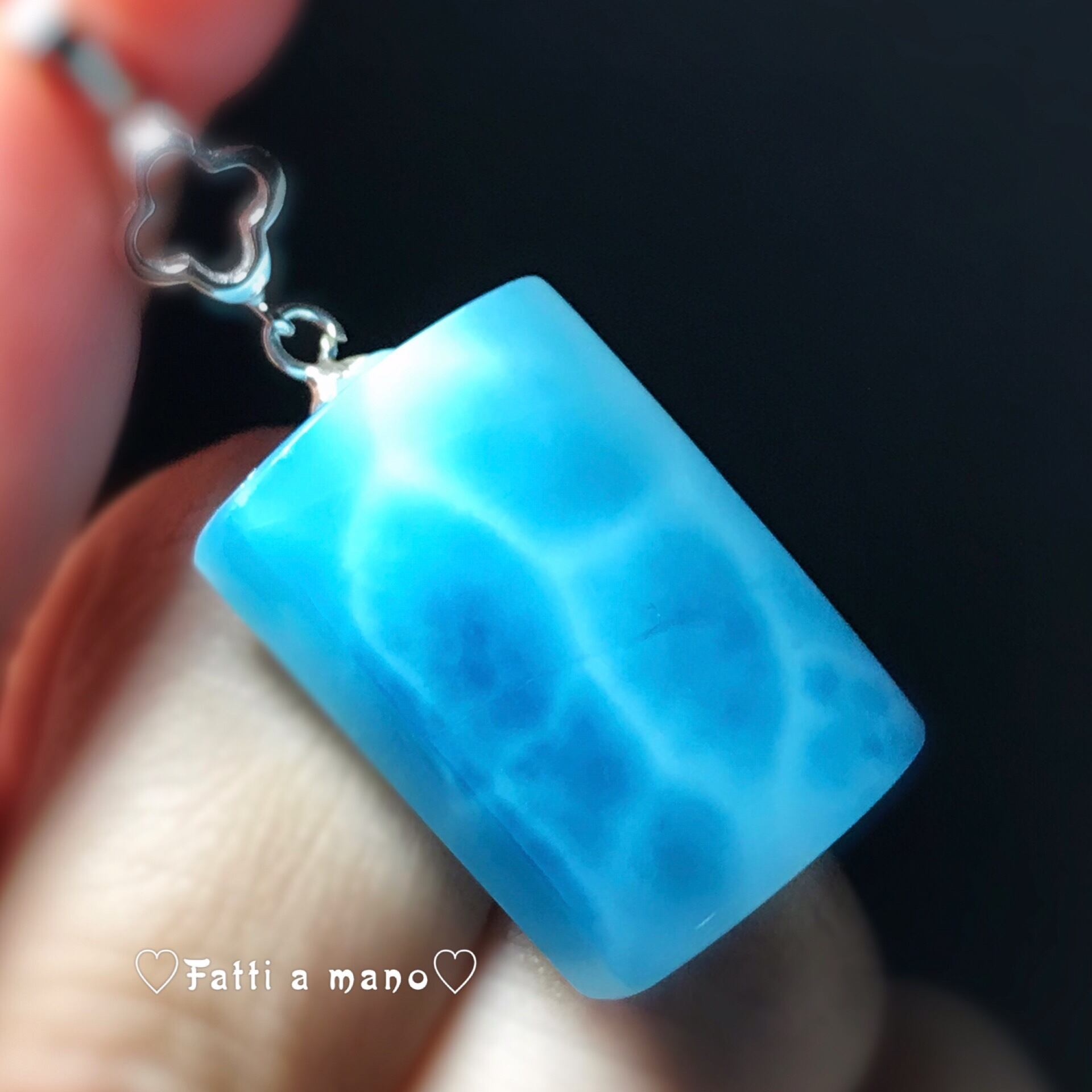 癒しブルー トップグレード ラリマーペンダント スクエア 海そのまま