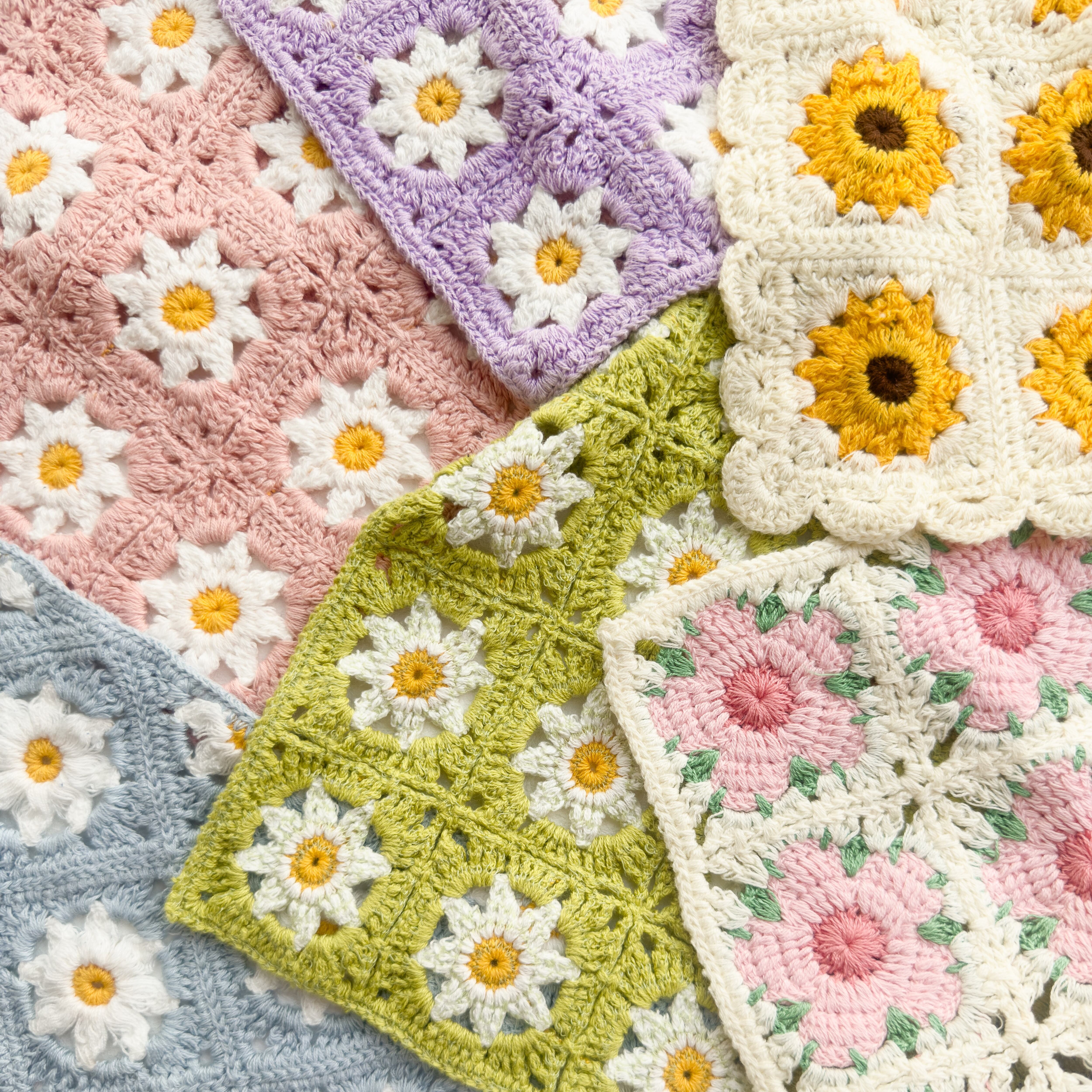 ハンドメイド♡いちごチェック大きめフリフリポニー ⚠️新商品