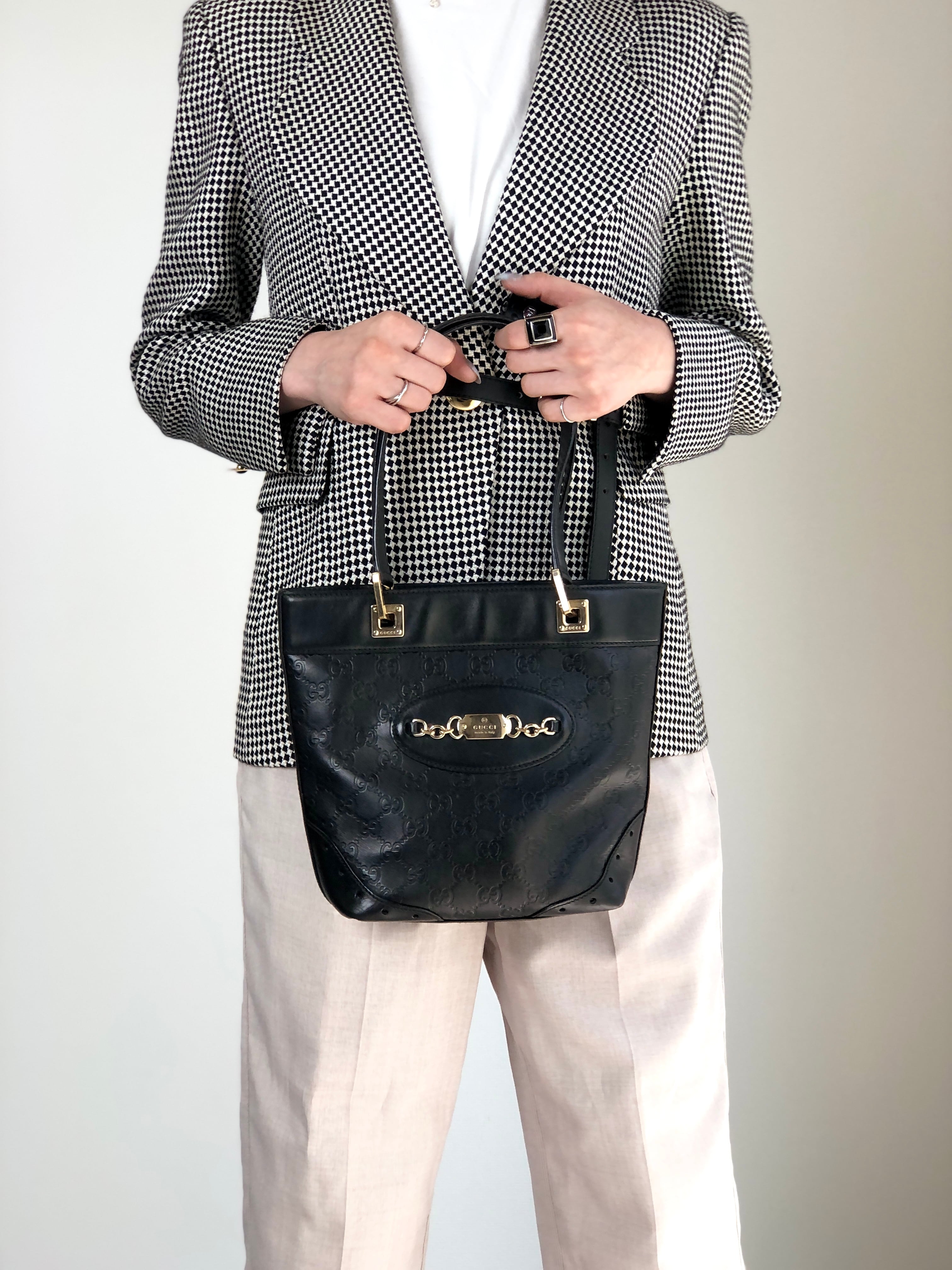 GUCCI グッチ グッチシマ トートバッグ ブラック レザー 145994 GUCCI グッチ グッチシマ トートバッグ ブラック レザー 145994