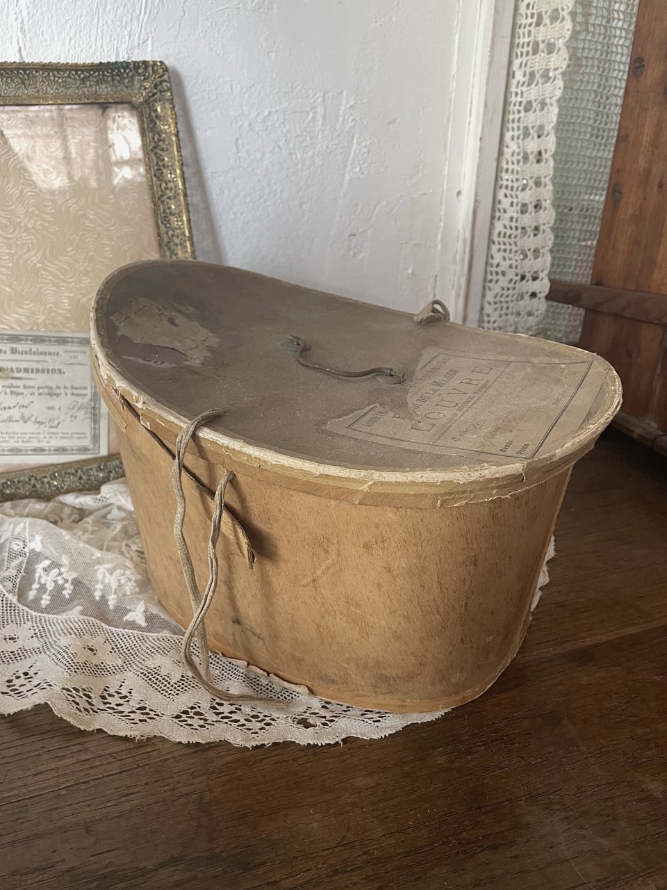 フランス ハットボックス 帽子 紙箱 | Brocante de La Cocotte