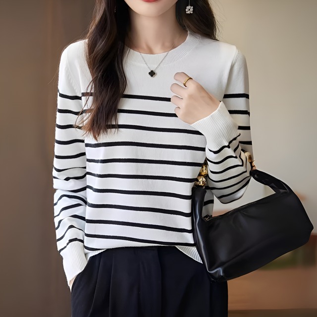 ラウンドネックボーダープルオーバー　BM1142