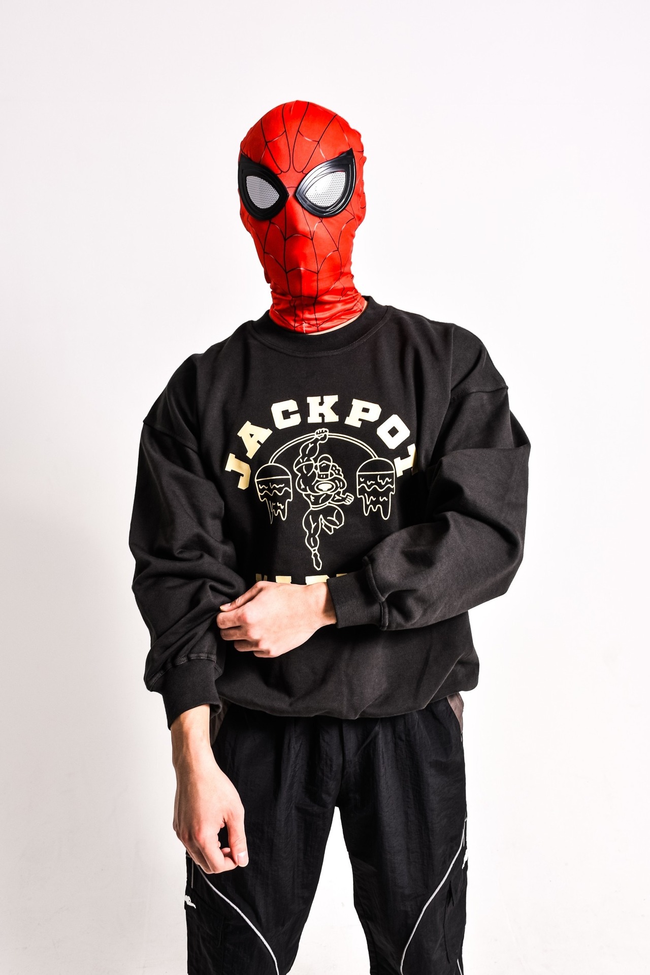 レトロジムトレーナー　ブラック×クリーム