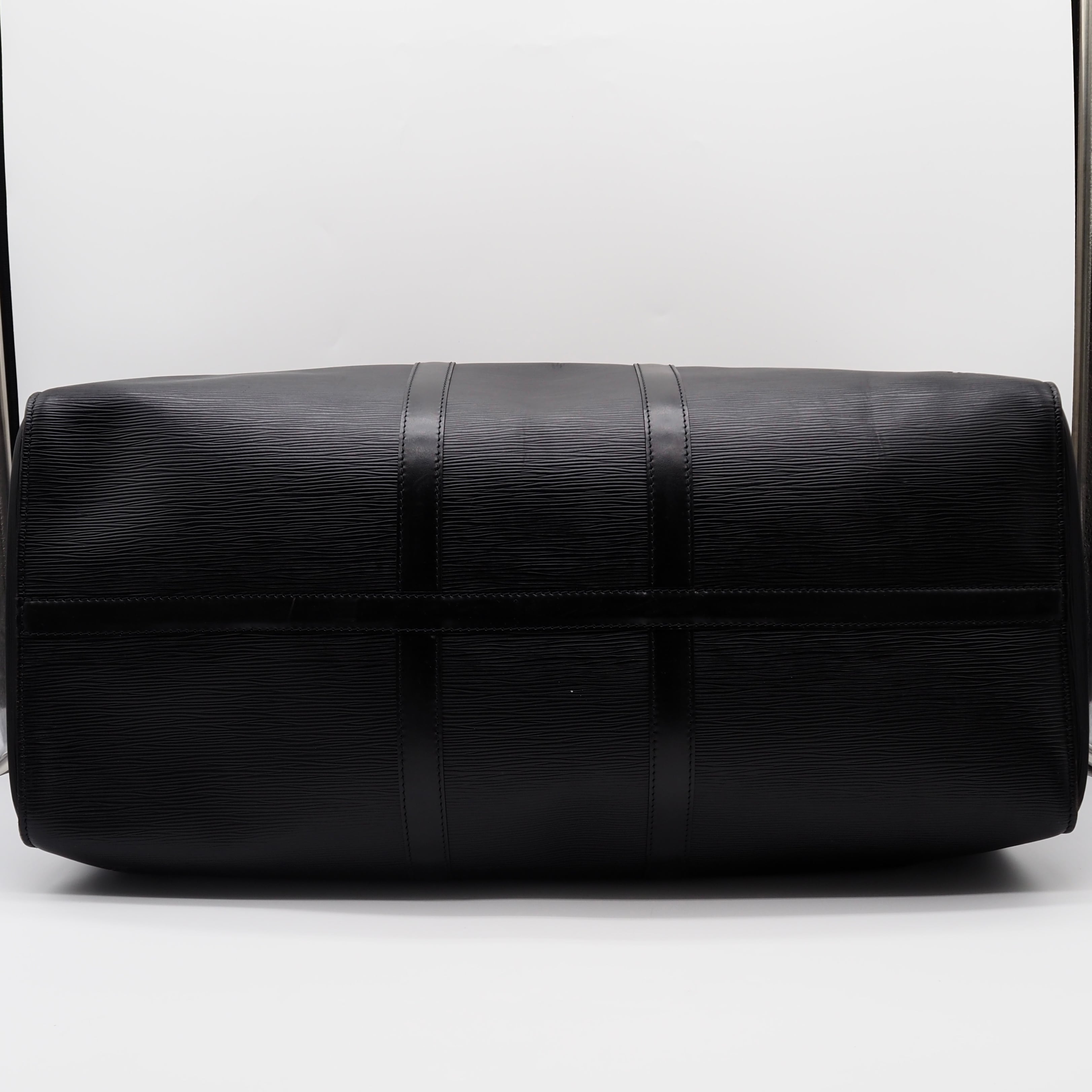 Louis Vuitton エピ ノワール キーポル 50 ボストンバッグ ブラック