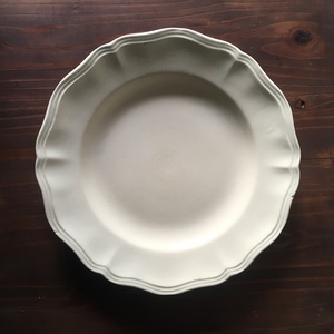 ディゴワン サルグミンヌ 花リム プレート C