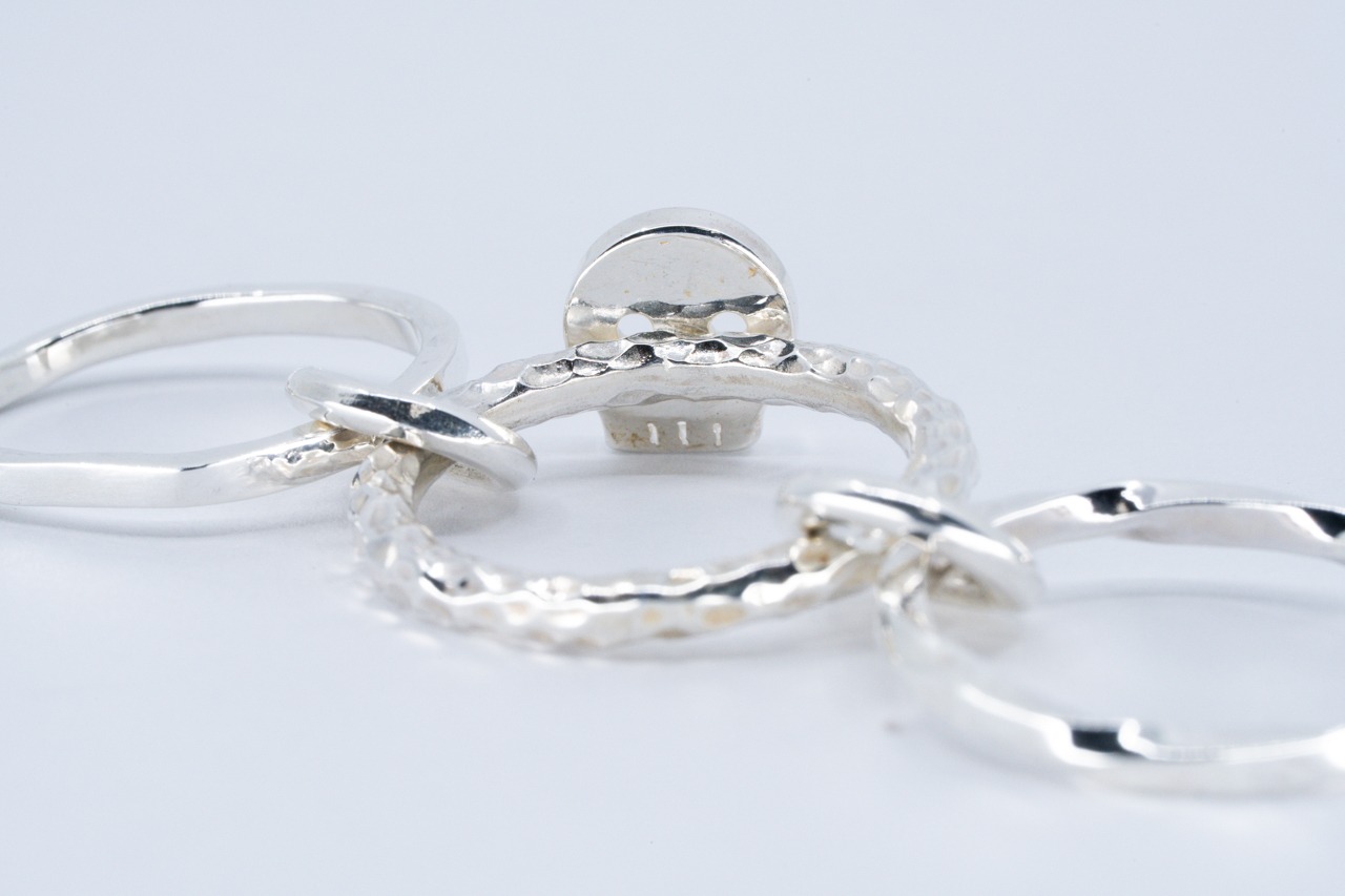 R-120 Three linked Arabesque Scar Ring