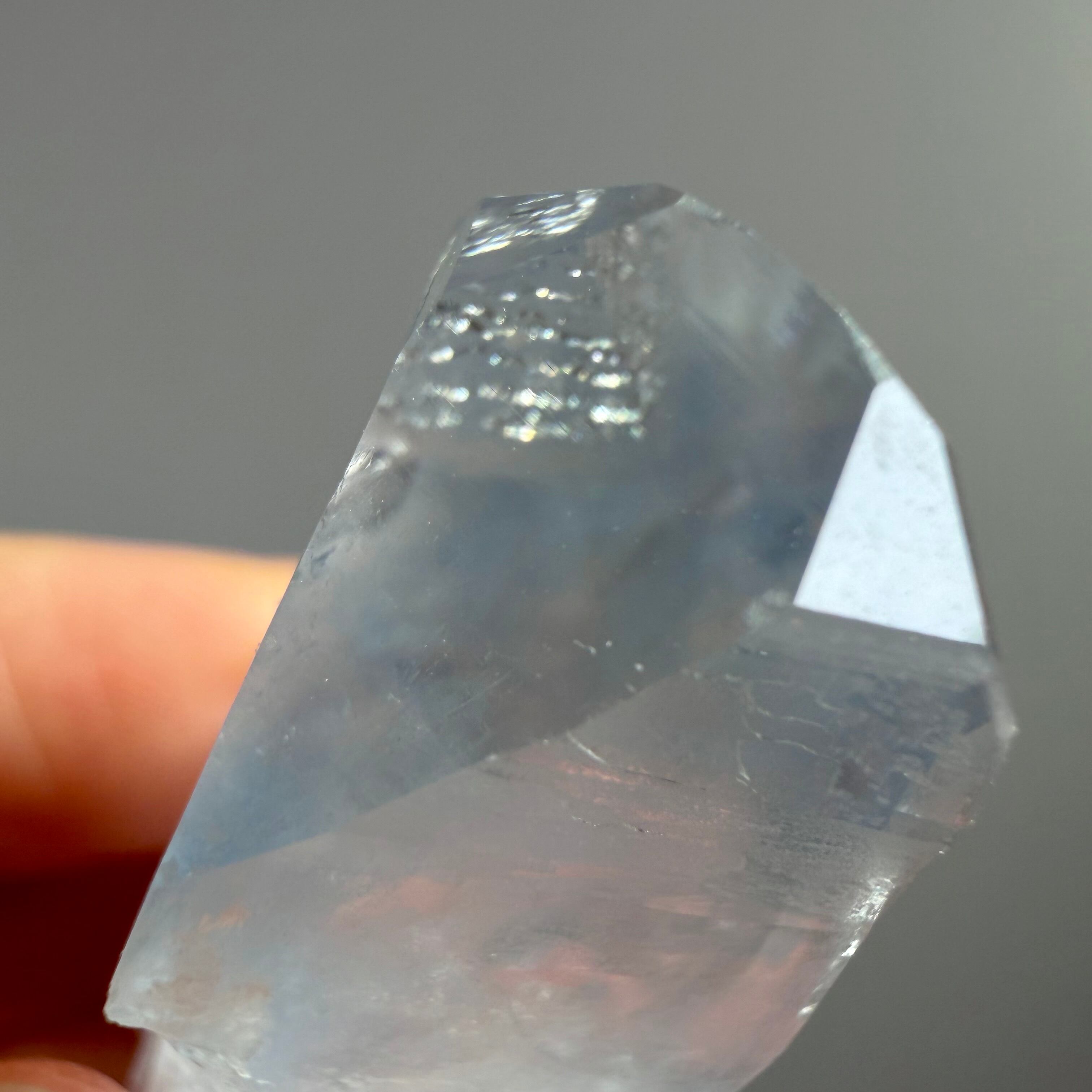 セレスタイト 原石 単結晶 251203 高透明度 ブルークリスタル 虹入り