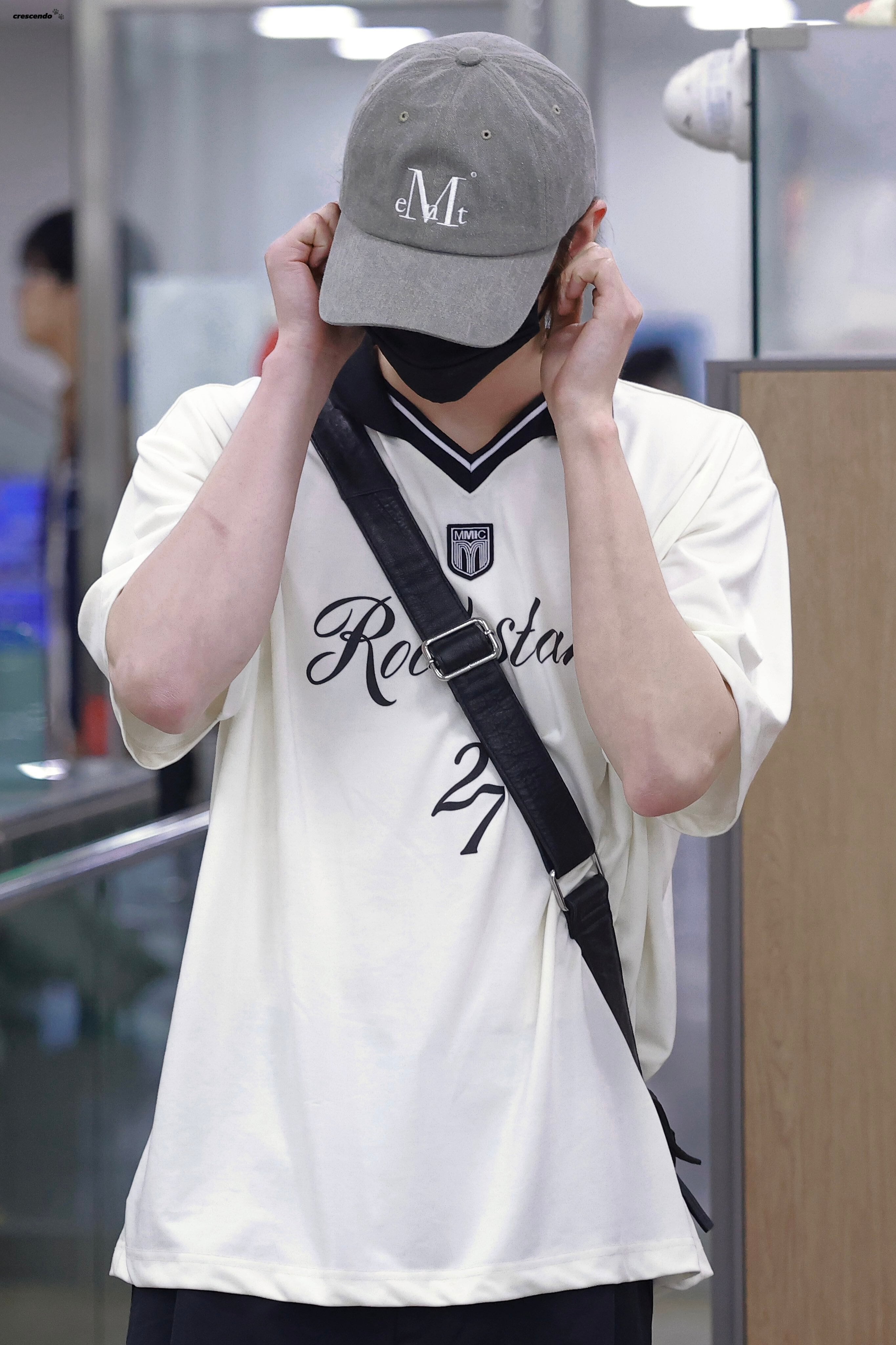 BOYNEXTDOOR ボネクド ソウルコン FINAL Tシャツ ベージュM BOYNEXTDOOR ソウルコン会場限定販売 Tシャツ Mサイズ ボネクド