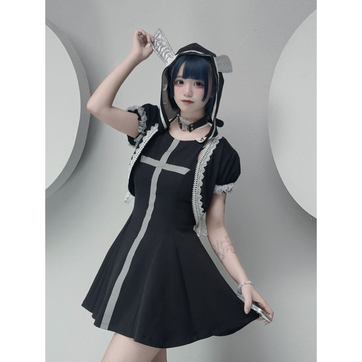 サイバーパンク反射クロスメカニカルノースリーブワンピースセット
