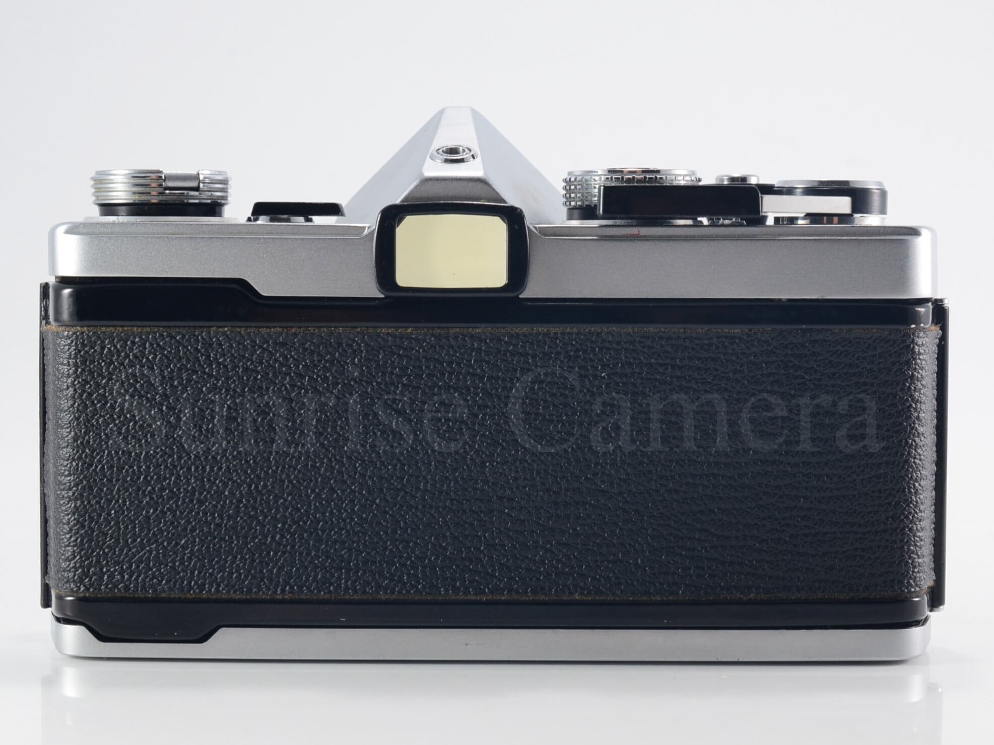 フィルムカメラ OLYMPUS OM-1 + G.ZUIKO AUTO-S F1.4 50mm Olympus OM-1 35mm SLR Film Camera - Black Olympus F.Zuiko Auto-S