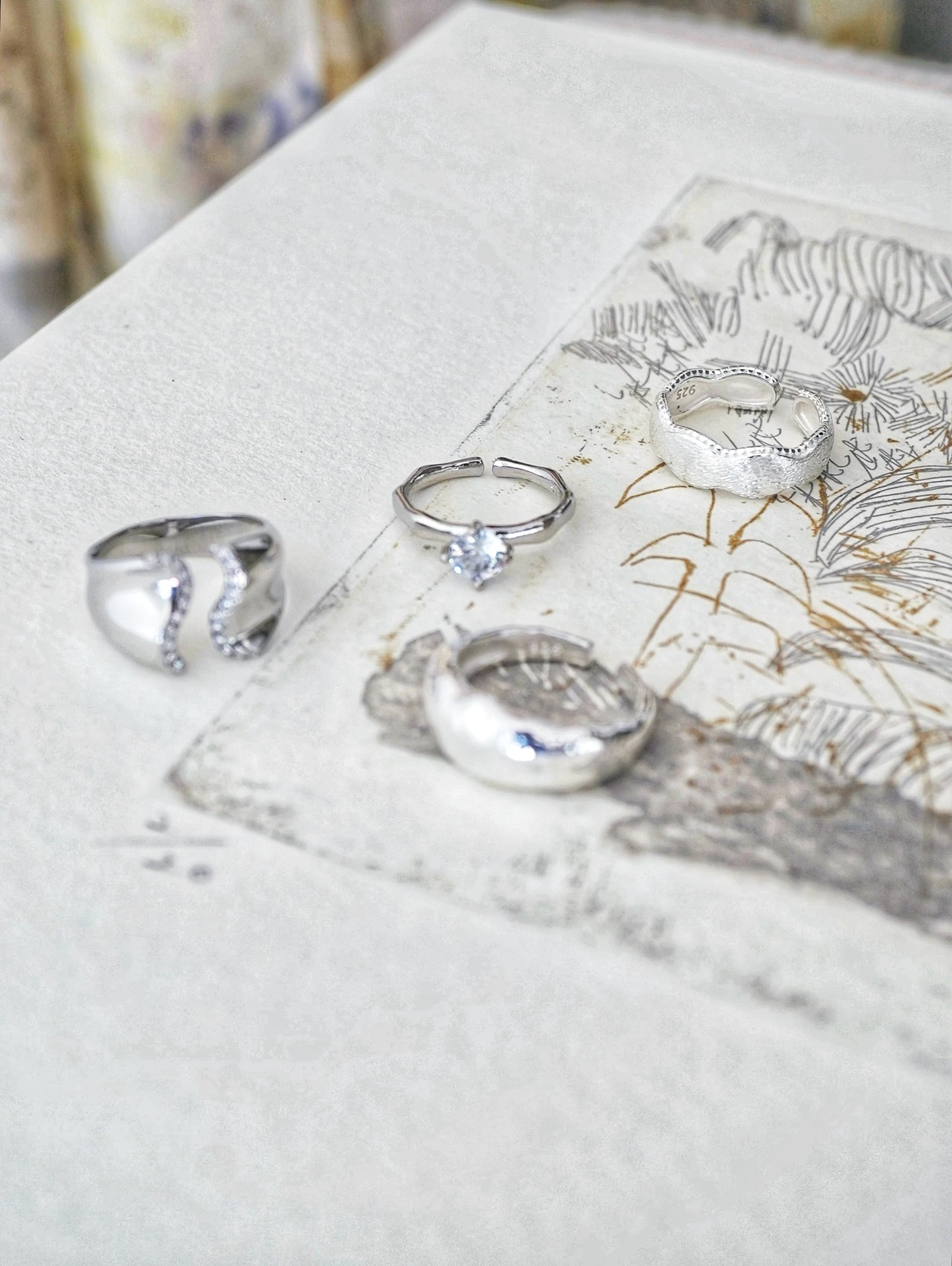 CLEAR RING