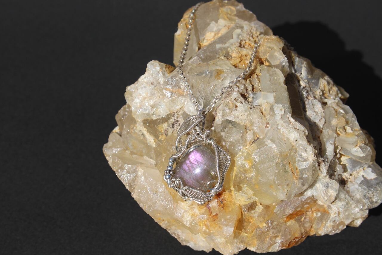 Purple  Labradorite silver 925 wire wrapping pendant