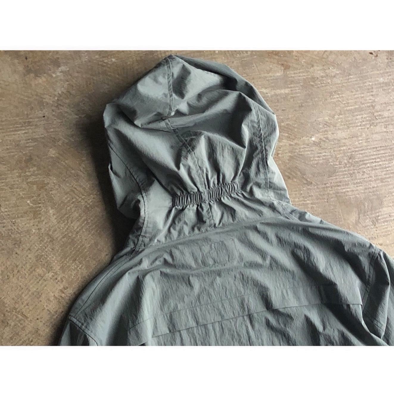 STILL BY HANDスティル バイ ハンド Packable Nylon Anorak Hoodie   AUTHENTIC Life  Store powered by BASE