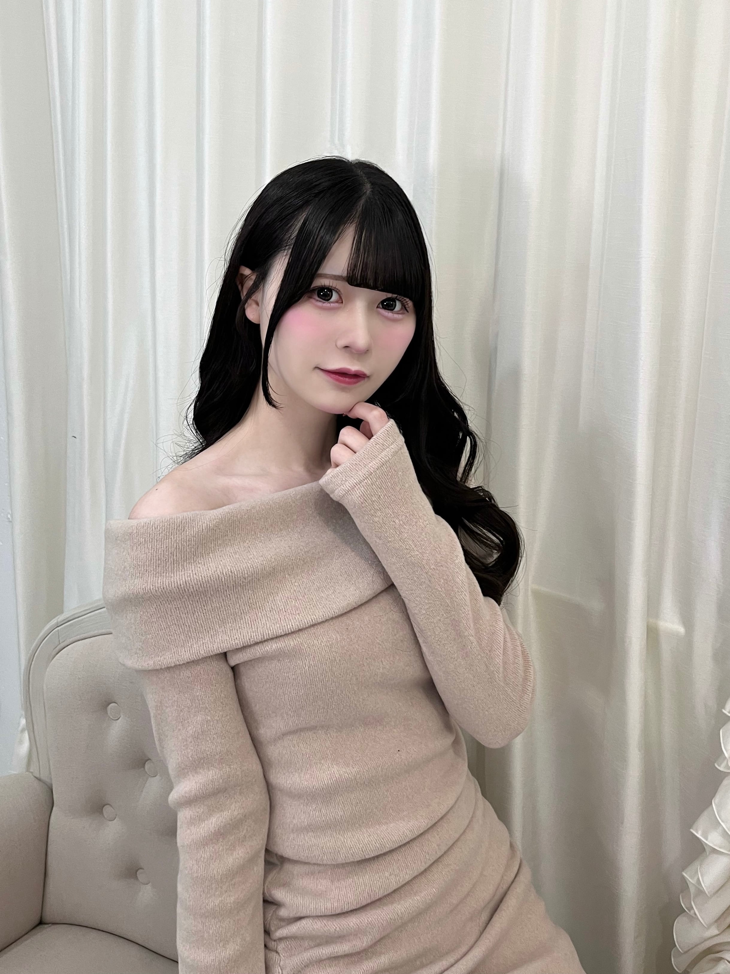 【LAST2】off shoulder tight op