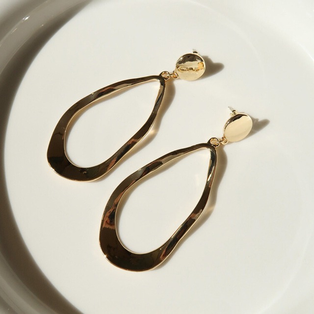 ドロップゴールドピアス　00039