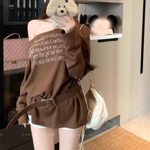 2色／グラフィックワンショルルーズトップス＋ベルト ・71858