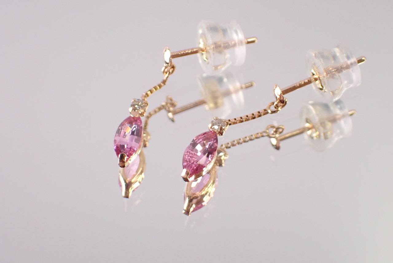 【OT品：定価￥314,000】K18PGパパラチアサファイアピアス　0.015ct/0.015ct [C5‐5]
