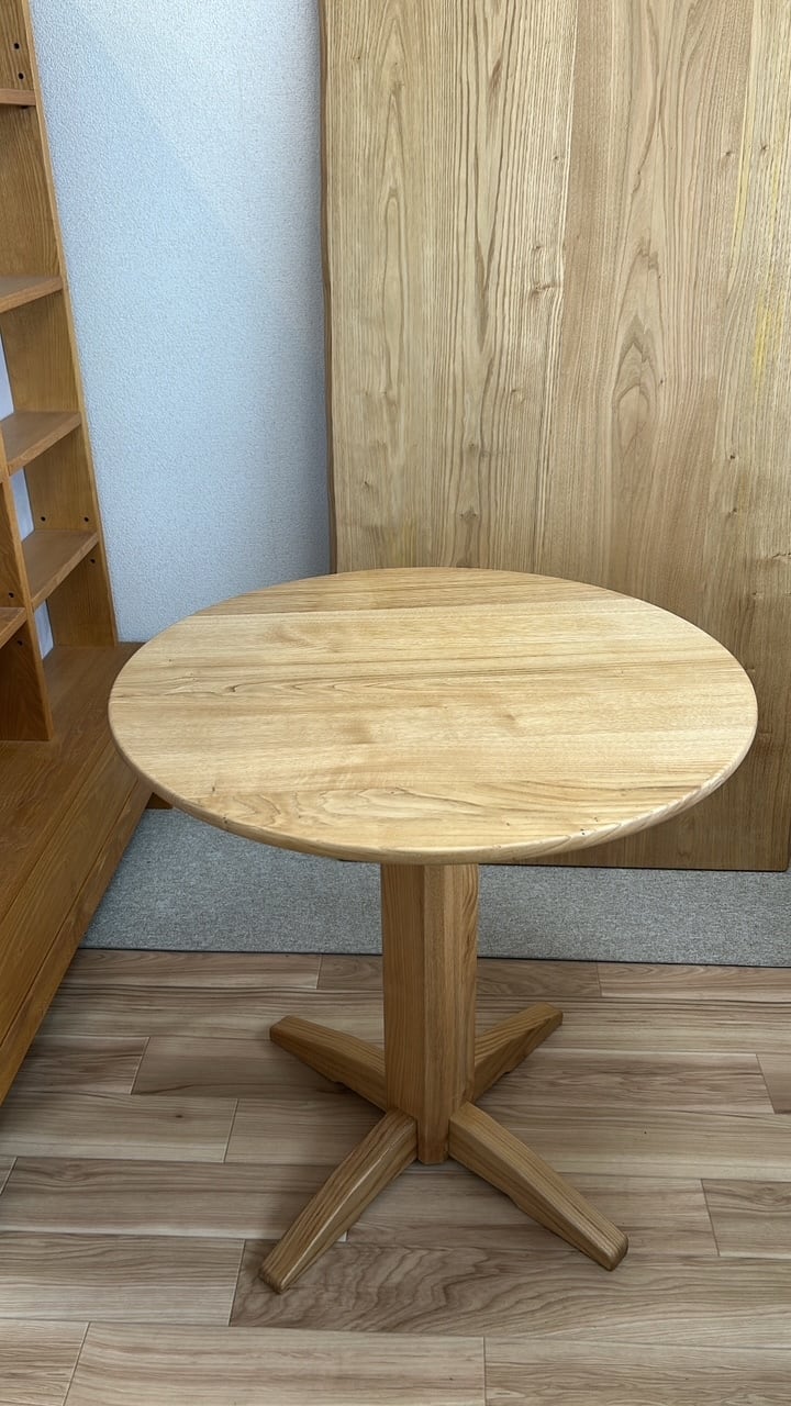 試作現品】栗の木 天然木のラウンドテーブル 一本脚 ☆1点限り