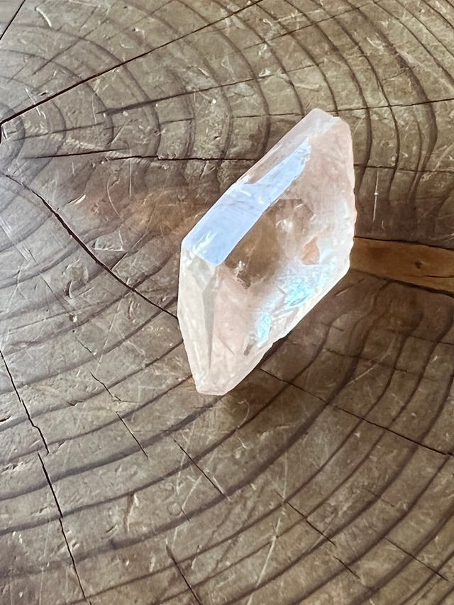 【キークリスタル】ミニピンクレムリアン A ブラジル・ミナスジェラス産